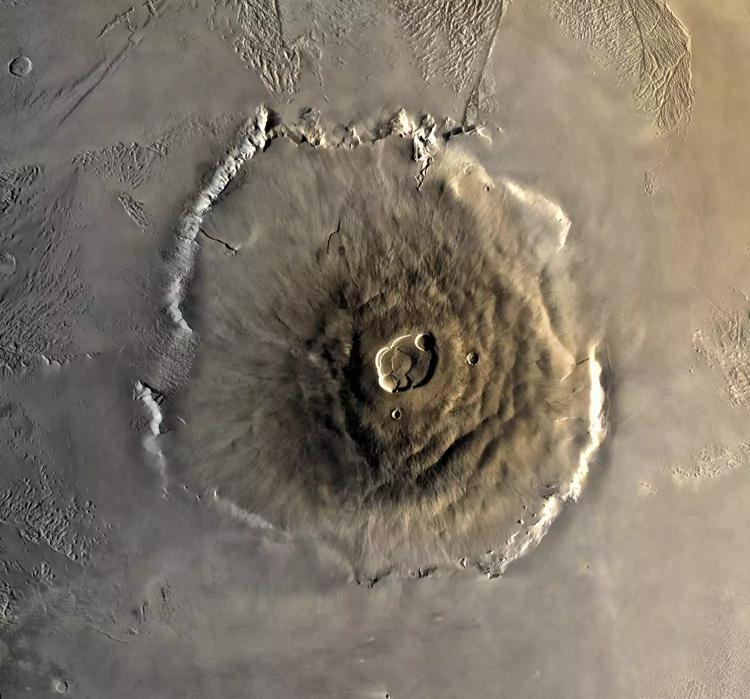 太阳系中最大的火山